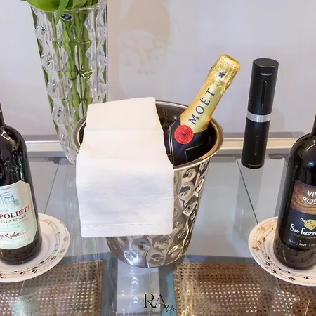 Rea Life Luxury
